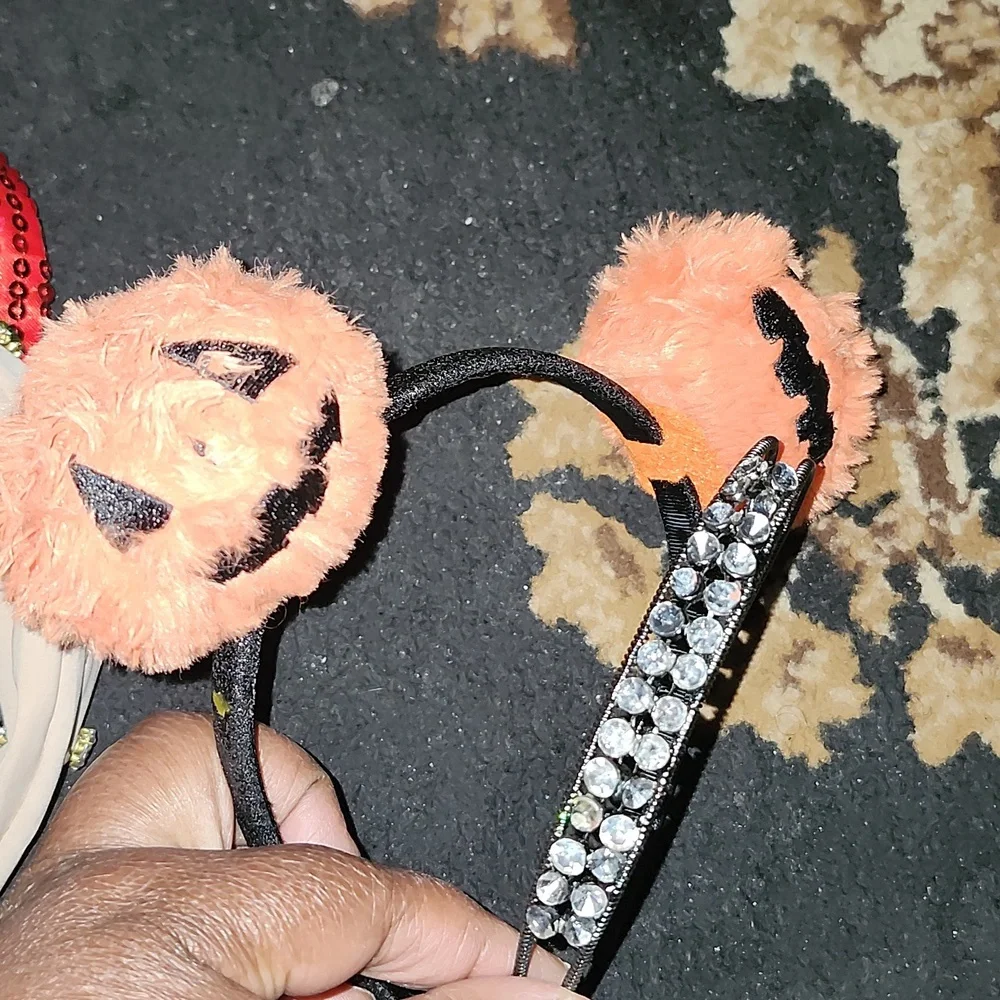 Assorted Decorative Headbands-🎀Pink, 🎄Red/green, 🎃Orange/black, Pearl, Black